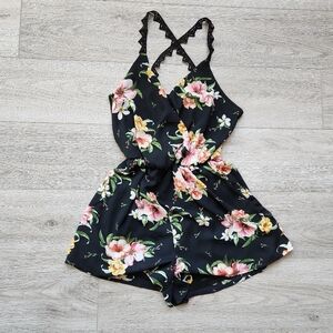 Lush Black Floral Romper Shorts Womens Medium Crochet Summer Beach